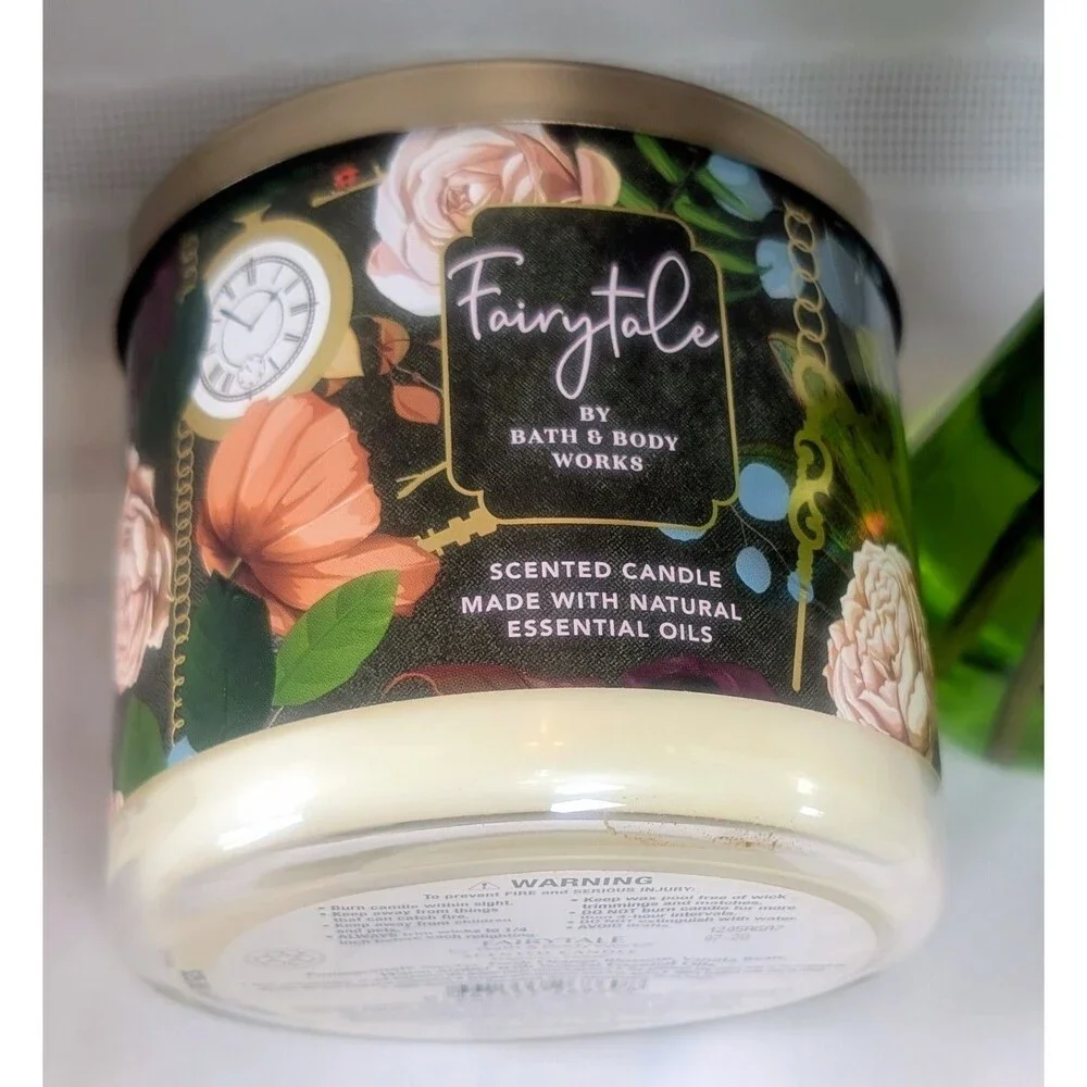 Bath & Body Works Fairytale 3-Wick Candle 14.5 oz Retired Discontinued NEW - Picture 2 of 7